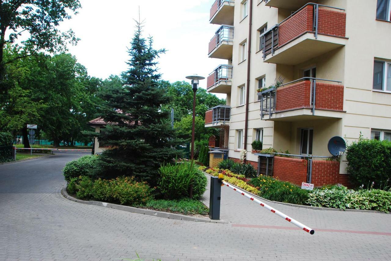 Kasztanowa Apartament Warszawa Zewnętrze zdjęcie