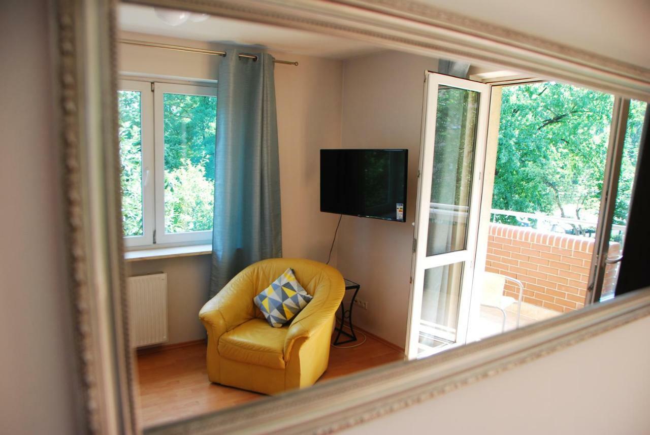 Kasztanowa Apartament Warszawa Zewnętrze zdjęcie